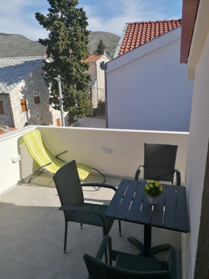 Vila Mira Trebinje Exterior photo