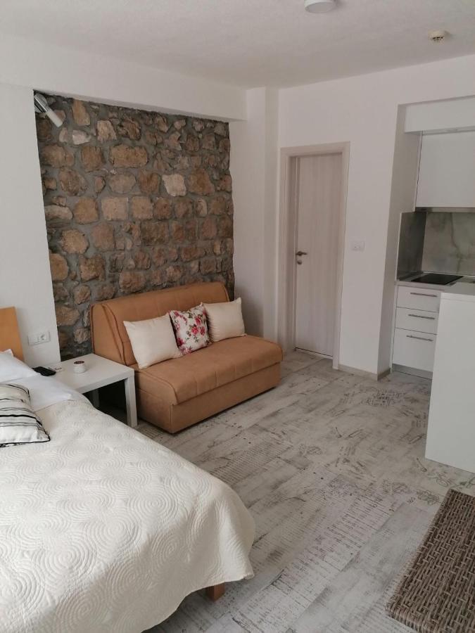 Vila Mira Trebinje Exterior photo